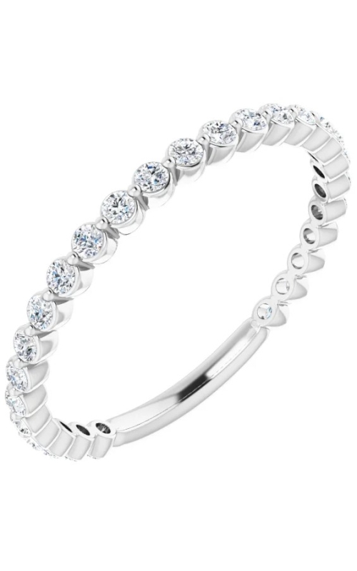 Exquisite Diamond Ring in 14K White Gold