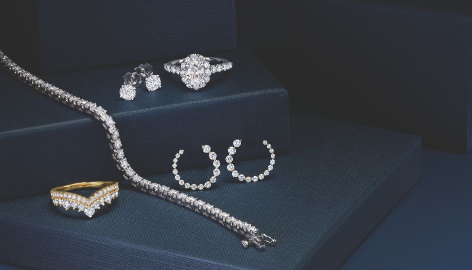 row-title Fine Jewelry